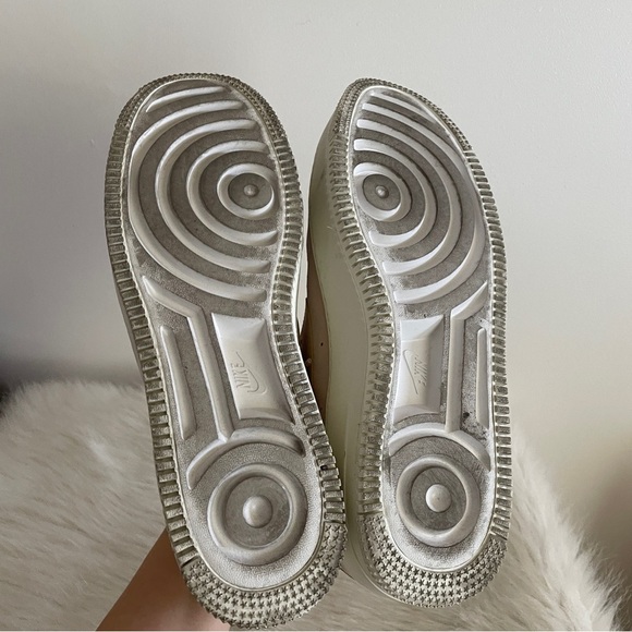 Nikes Air Force 1 Sage Low top Women's Pink Sneakers - Picture 9 of 10